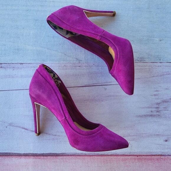 Ted‎ Baker Fuchsia Sayu Pointed Toe Suede Pump Stilleto Heels Size 5US - Picture 3 of 11